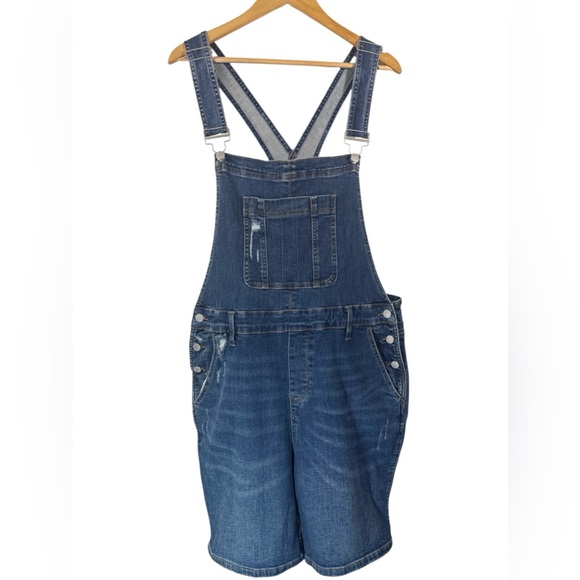NWOT Judy Blue High Waist Destroyed Double Cuff Overall Denim Shorts Dark Wash - Picture 5 of 14